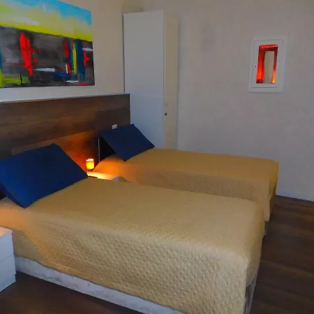 Il Paradiso A Claustro Inferno