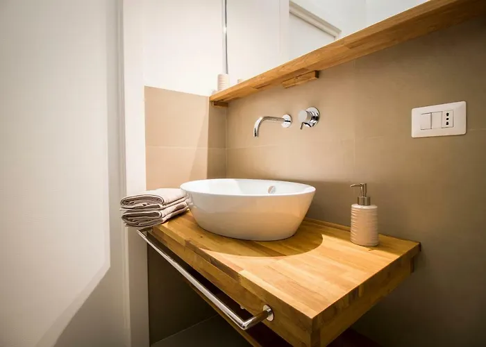 Il Paradiso A Claustro Inferno 3*