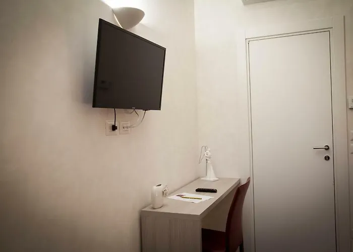 Il Paradiso A Claustro Inferno ベッド・アンド・ブレックファスト 3*